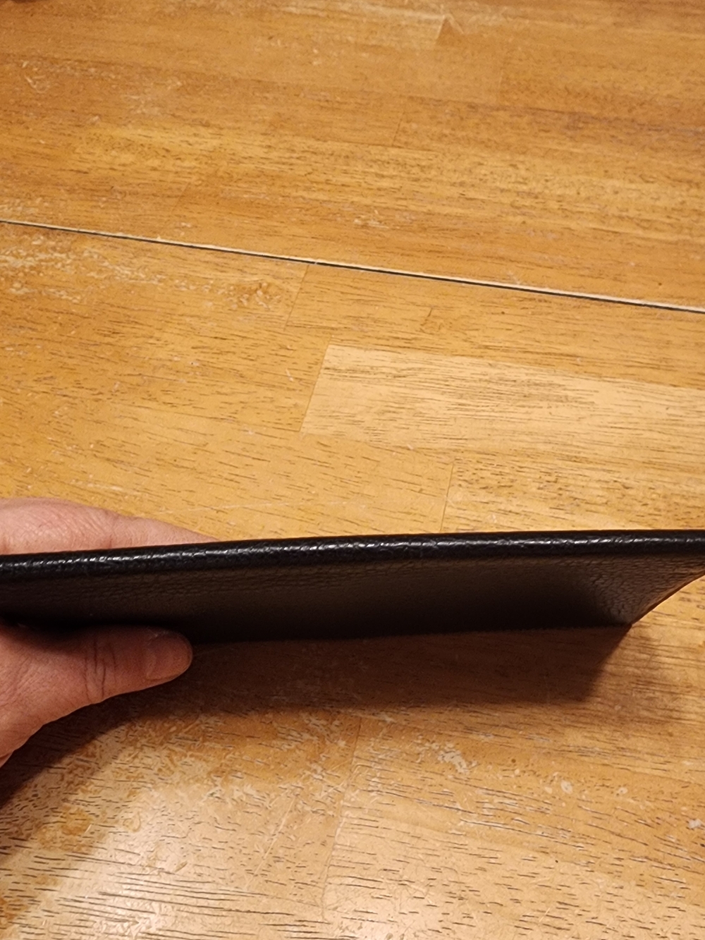 black leather Celine long wallet featuring an embossed Triomphe logo.  - Picture 6 of 16